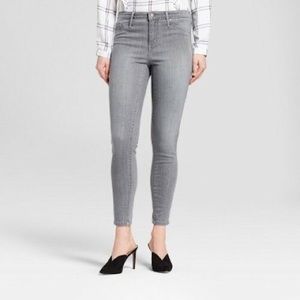 Mossimo Power Stretch High Rise Distressed Skinny Jeans Jeggings Gray, Size 6